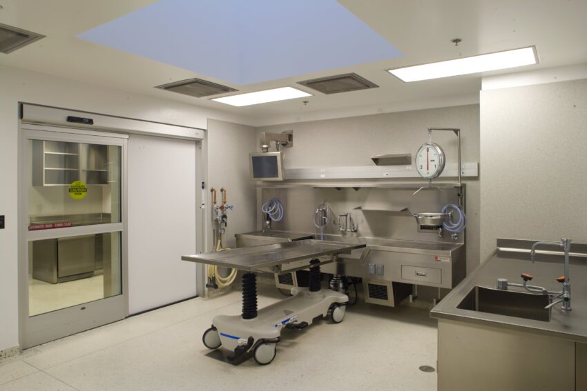 Image of single station in an autopsy suite